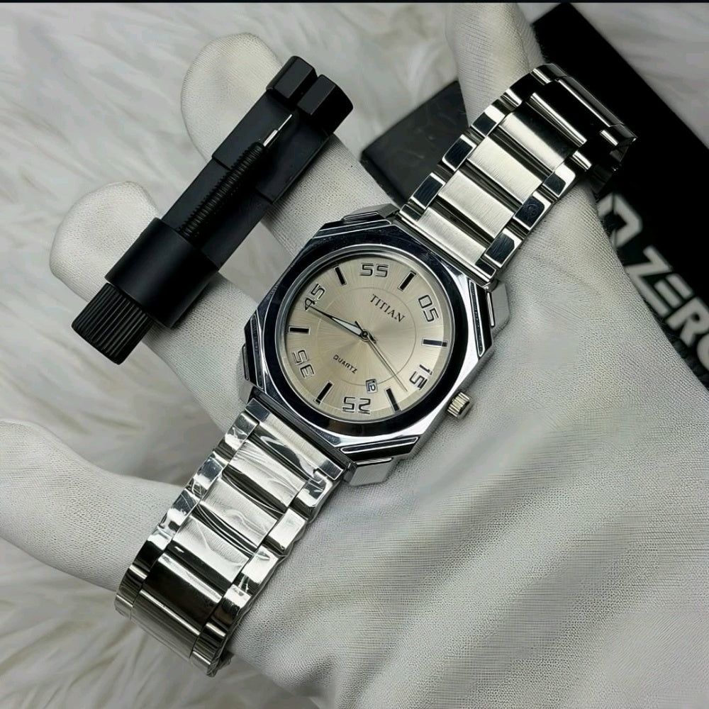 TITAN Boys Watch – CD Lock Edition