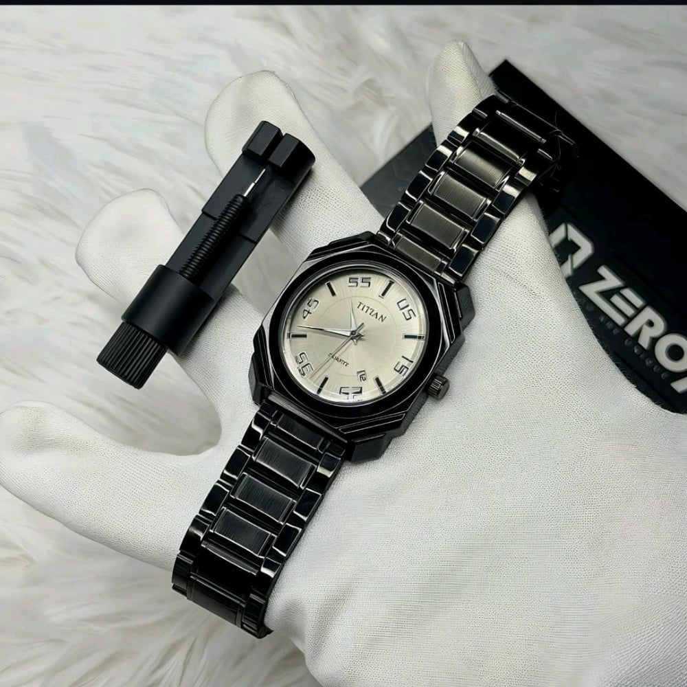 TITAN Boys Watch – CD Lock Edition